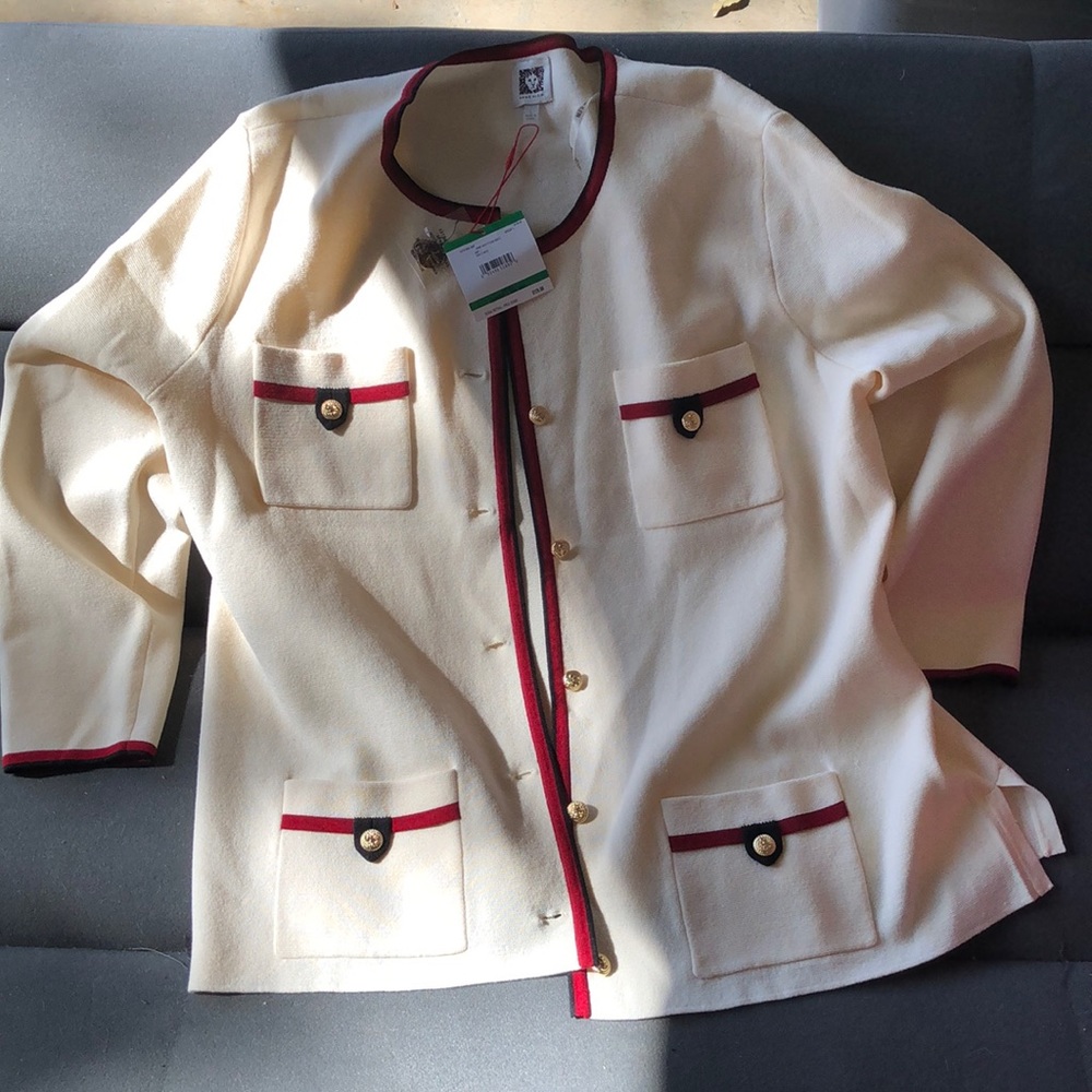 Never worn tags still on Anne Klein